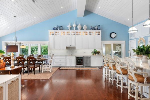 Dining room, Interior, Kitchen, Pendant Lights, Recessed Lighting, Wood Texture Flooring