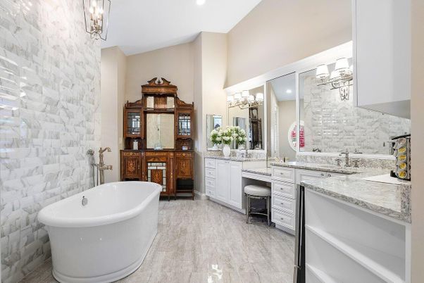 Bathroom, Dual Sink Vanities, Free Standing Baths, Interior, Recessed Lighting