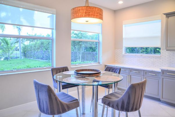 Dining room, Interior, Recessed Lighting