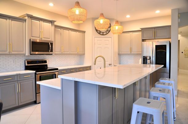 Interior, Kitchen, Pendant Lights, Recessed Lighting, Stainless Steel Appliances