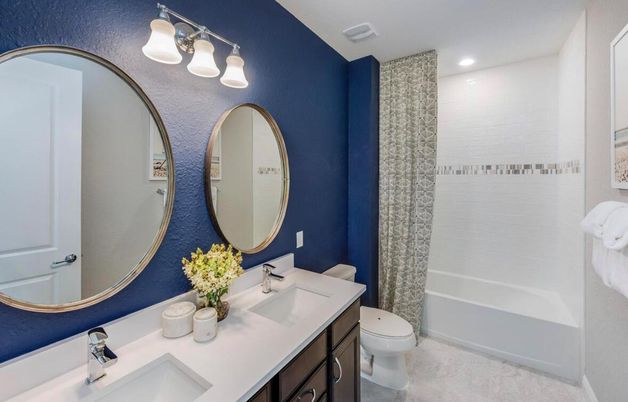 Bathroom, Dual Sink Vanities, Interior, Recessed Lighting