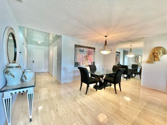 Dining room, Interior, Pendant Lights