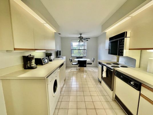 Dining room, Interior, Washer
