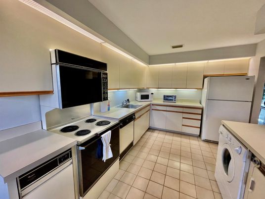 Interior, Kitchen, Washer