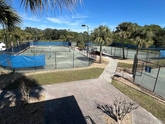 Exterior, Tennis Courts