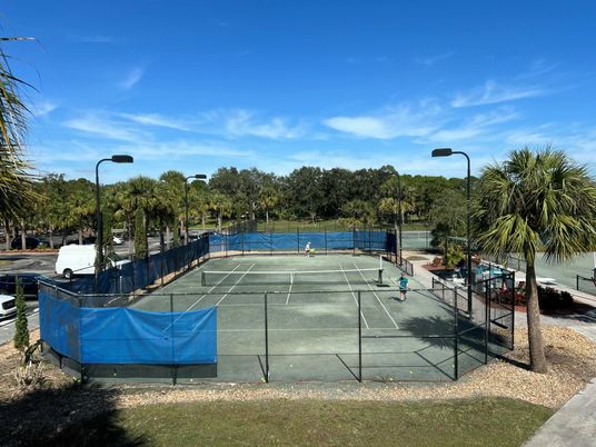 Exterior, Tennis Courts