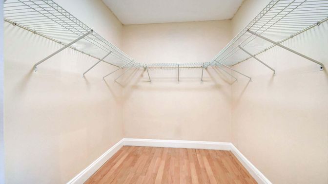Interior, Walk-in Closets, Wood Texture Flooring
