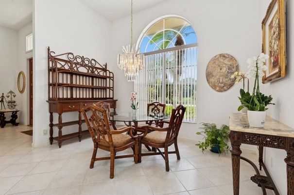 Chandelier, Dining room, Interior