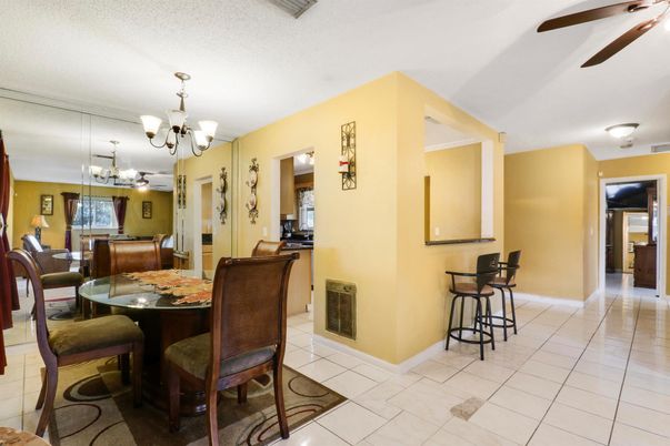 Chandelier, Dining room, Interior