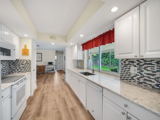 Interior, Kitchen, Recessed Lighting, Wood Texture Flooring