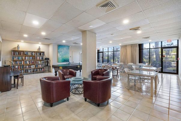 Dining room, Interior, Living room, Recessed Lighting