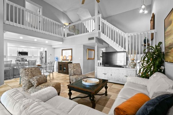 Interior, Kitchen, Living room, Pendant Lights, Stainless Steel Appliances