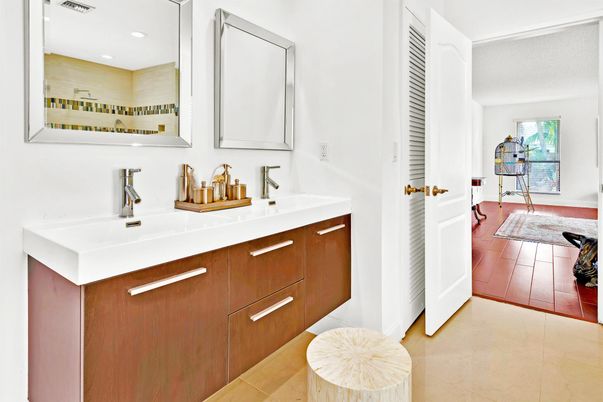Bathroom, Dual Sink Vanities, Interior, Recessed Lighting, Wood Texture Flooring