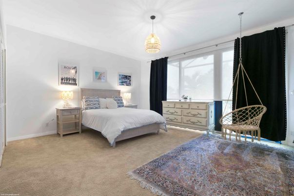 Bedroom, Interior, Pendant Lights