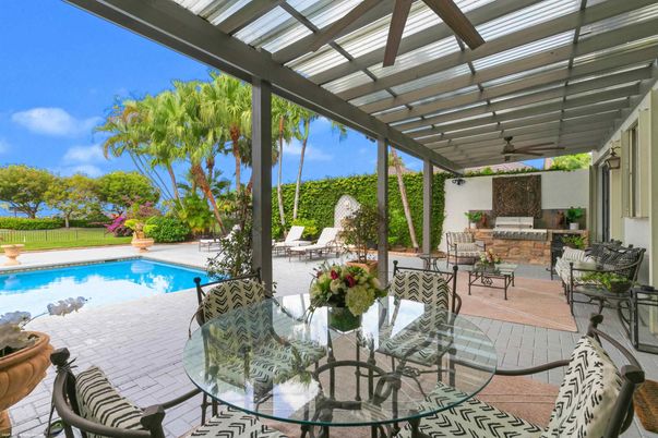 Exterior, Pool, Water