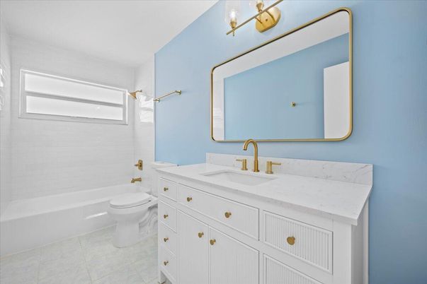Bathroom, Dual Sink Vanities, Interior