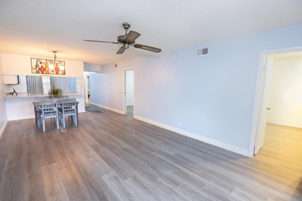 Chandelier, Dining room, Interior, Kitchen, Wood Texture Flooring