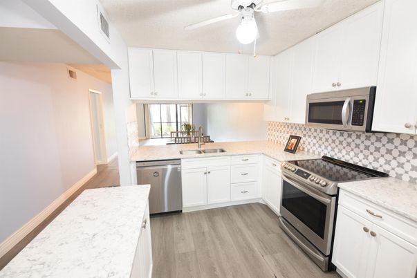 Interior, Kitchen, Stainless Steel Appliances, Wood Texture Flooring