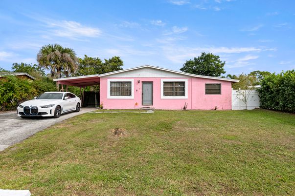 Attached, Backyard, Exterior, Facade, Ranch