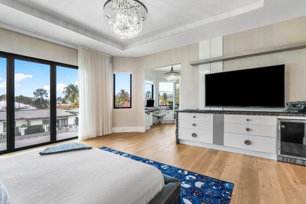 Chandelier, Interior, Wood Texture Flooring