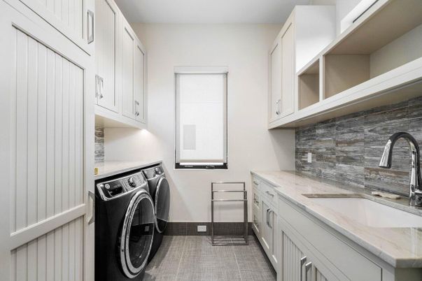 Interior, Washer