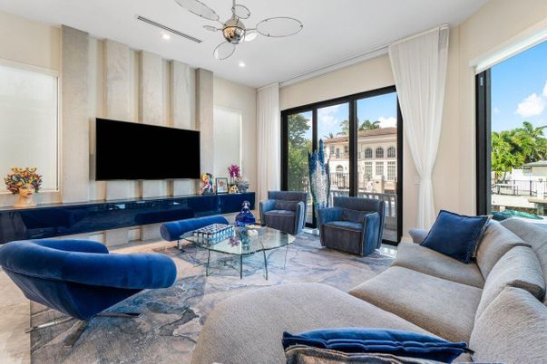 Interior, Living room, Recessed Lighting