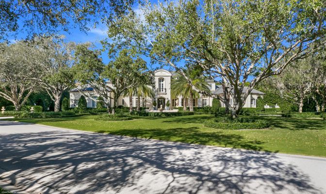 Backyard, Exterior, Facade, French Provincial