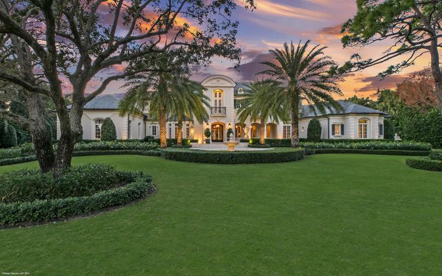 Backyard, Exterior, Facade, French Provincial