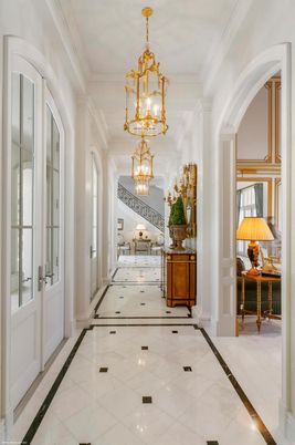 Chandelier, Interior, Pendant Lights