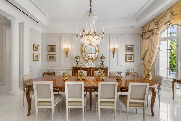Chandelier, Dining room, Interior