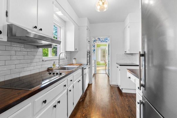 Interior, Kitchen, Stainless Steel Appliances, Wood Texture Flooring