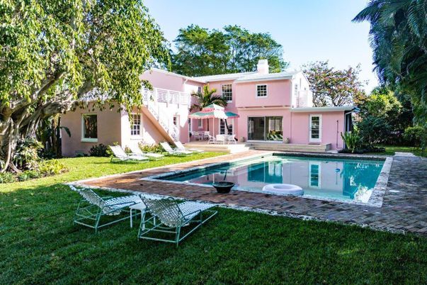 Backyard, Exterior, Pool