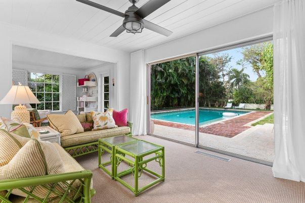 Interior, Living room, Pool, Sun Room