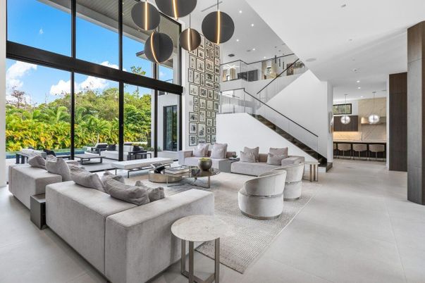 Interior, Living room, Pendant Lights, Recessed Lighting