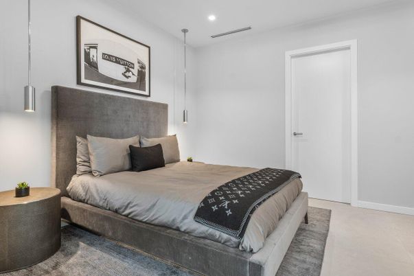 Bedroom, Interior, Pendant Lights, Recessed Lighting