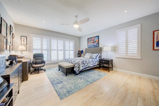 Bedroom, Home Office, Interior, Recessed Lighting, Wood Texture Flooring