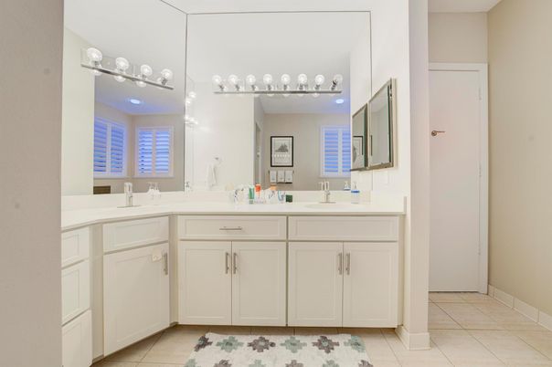 Bathroom, Dual Sink Vanities, Interior