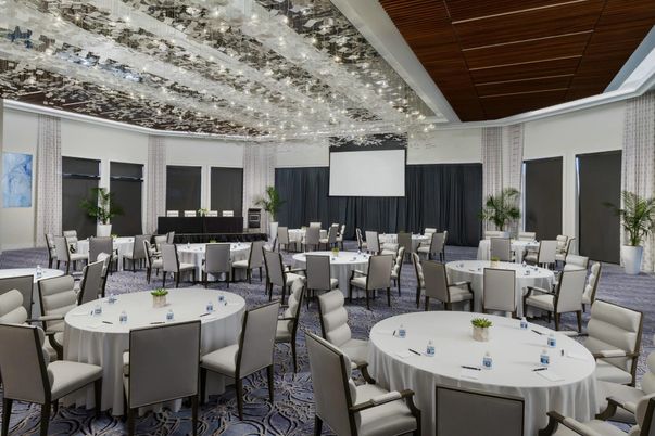 Dining room, Interior