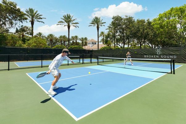 Exterior, Tennis Courts