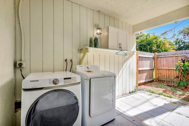 Exterior, Washer