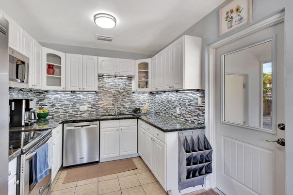 Interior, Kitchen, Stainless Steel Appliances