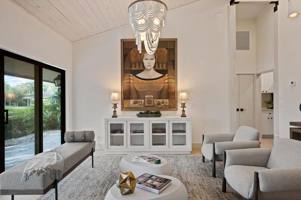 Chandelier, Interior, Living room