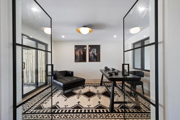Dining room, Interior, Recessed Lighting