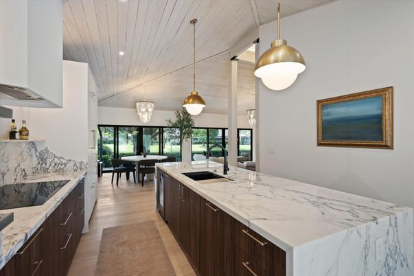 Dining room, Interior, Kitchen, Pendant Lights, Recessed Lighting, Wooden Ceilings, Wood Texture Flooring