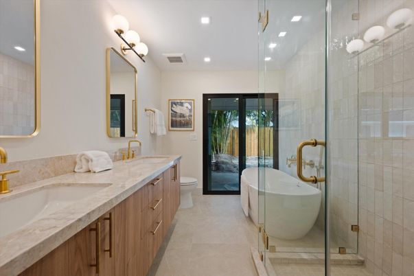 Bathroom, Dual Sink Vanities, Free Standing Baths, Glass Shower, Interior, Recessed Lighting