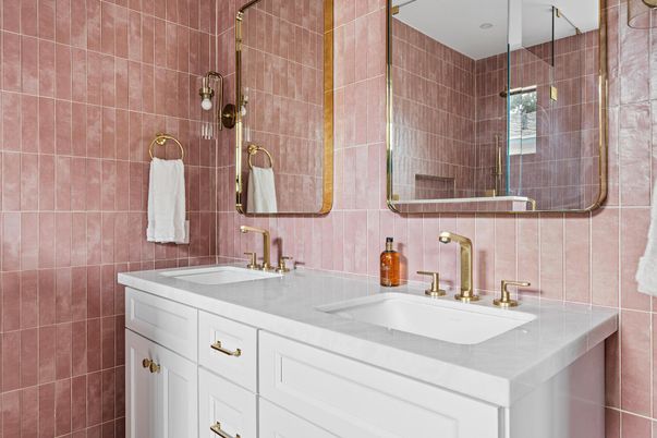 Bathroom, Dual Sink Vanities, Interior