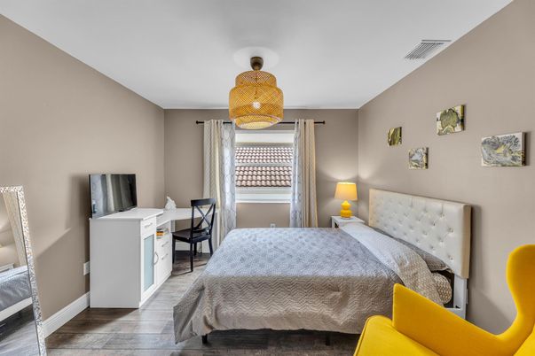 Bedroom, Home Office, Interior, Wood Texture Flooring