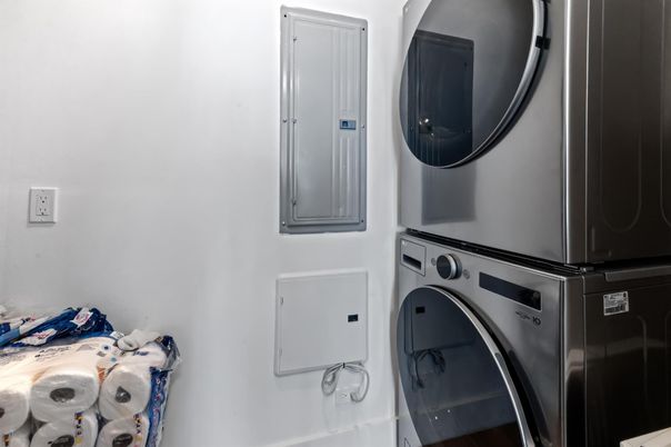 Interior, Utility Closets, Washer