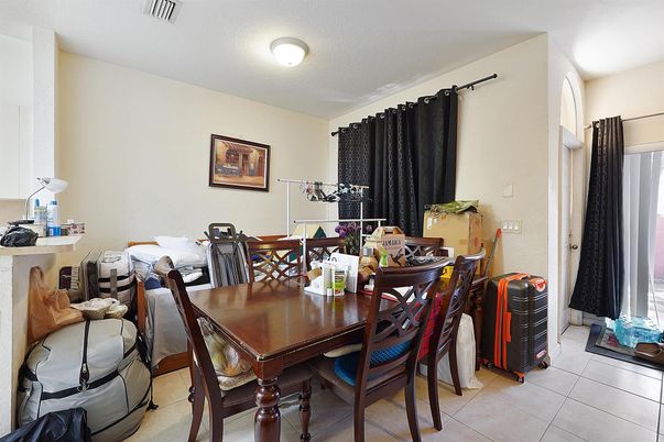 Dining room, Interior