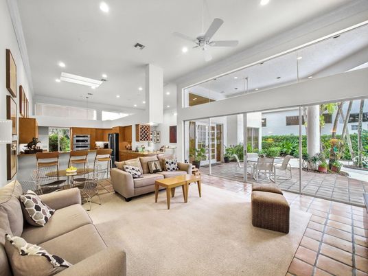 Dining room, Interior, Kitchen, Living room, Recessed Lighting